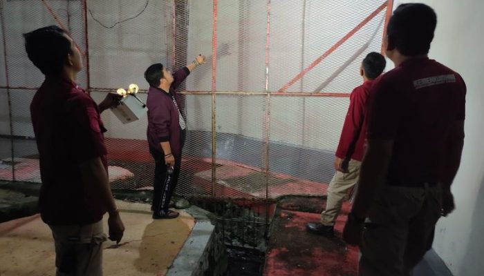 Deteksi Dini Gangguan Kamtib, KA. KPLP dan Petugas Jaga Lapas Ampana Lakukan Kontrol Keliling Area