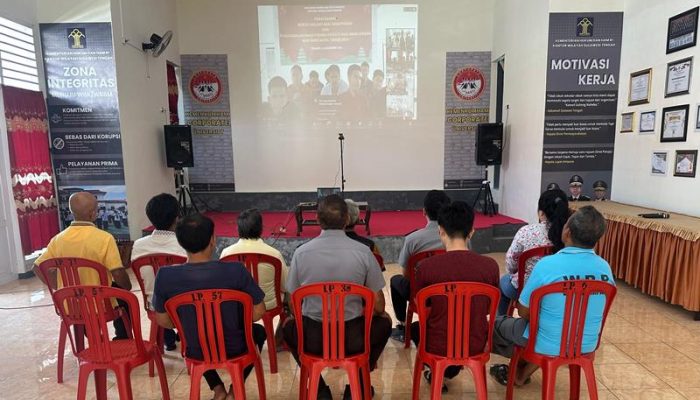 Melalui Aplikasi Zoom Meeting, WBP Lapas Ampana Ikuti Ibadah Natal